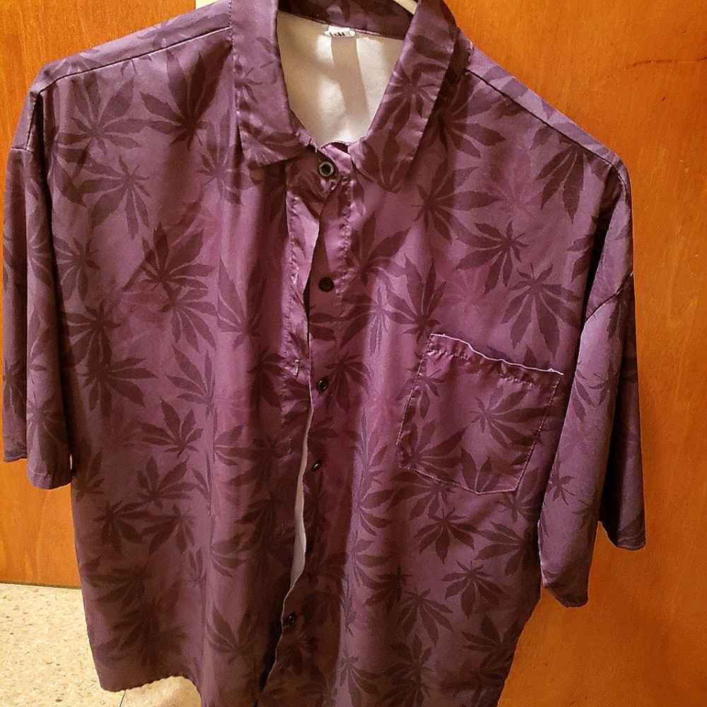 Men's Top